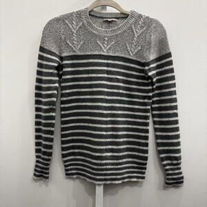 Gap Women's Gray and Black Striped Sweater